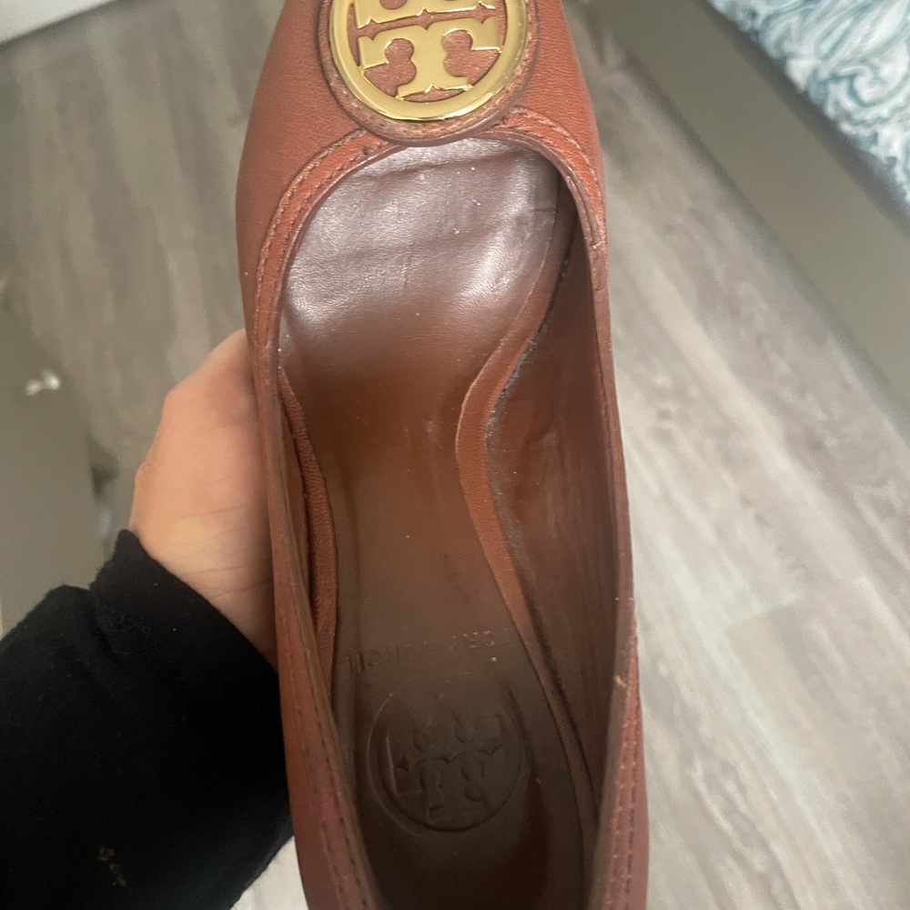 Women’s shoes